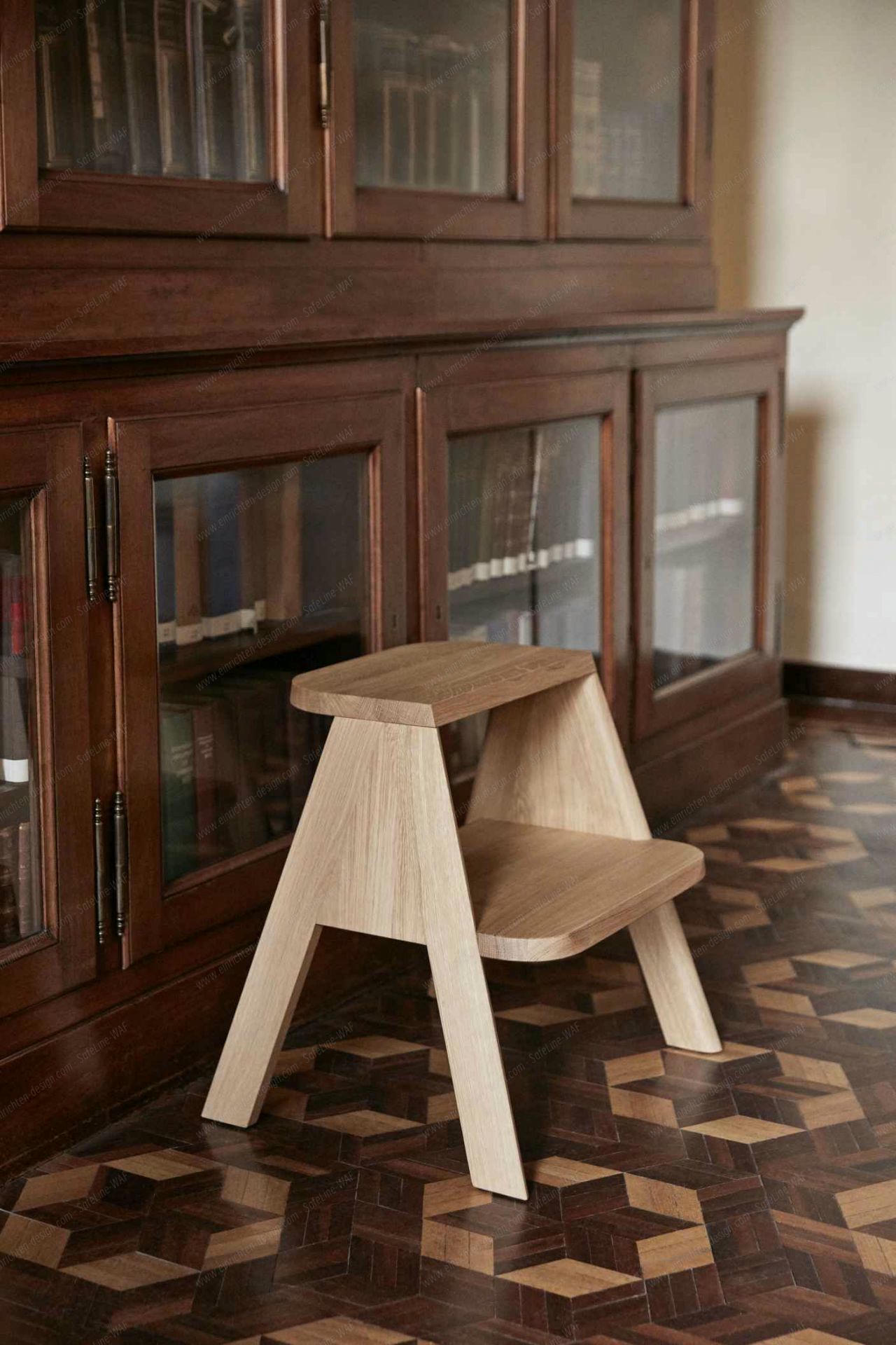 Hay step ladder discount
